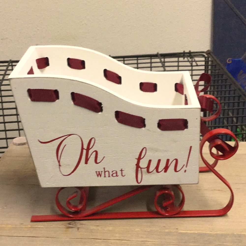 OH WHAT FUN sleigh holiday festival rodeo festival farmer’s market party decor